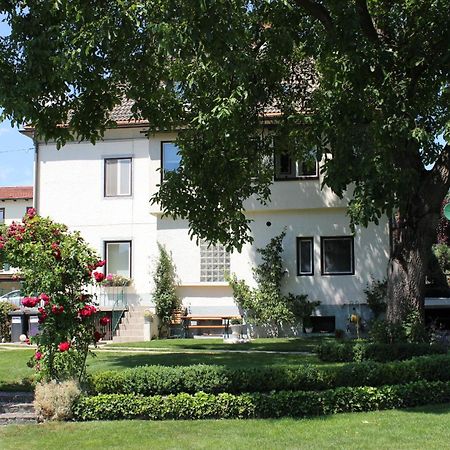Ferienwohnung Und Gaestezimmer Korb Krumpendorf Dış mekan fotoğraf
