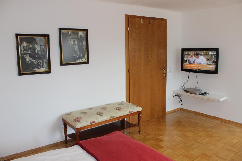 Ferienwohnung Und Gaestezimmer Korb Krumpendorf Oda fotoğraf