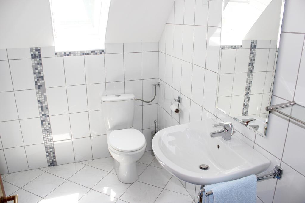 Ferienwohnung Und Gaestezimmer Korb Krumpendorf Oda fotoğraf